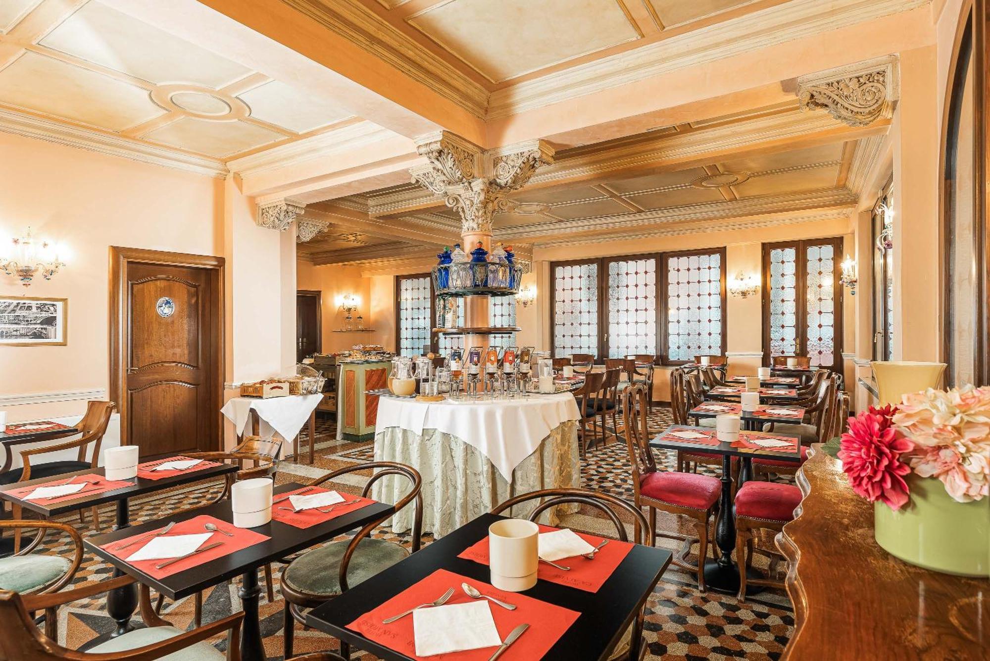 Hotel Marconi Венеция Екстериор снимка