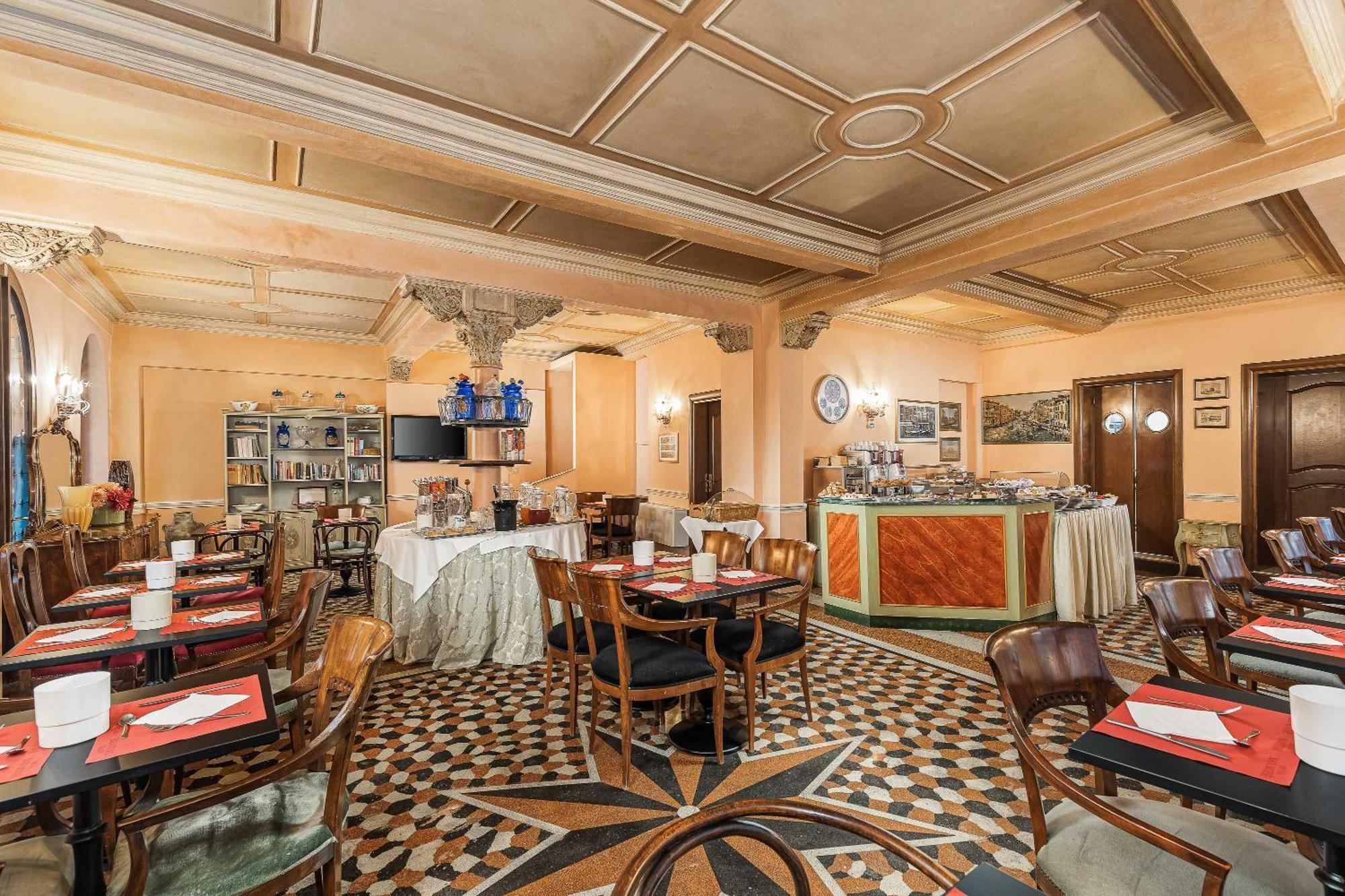 Hotel Marconi Венеция Екстериор снимка