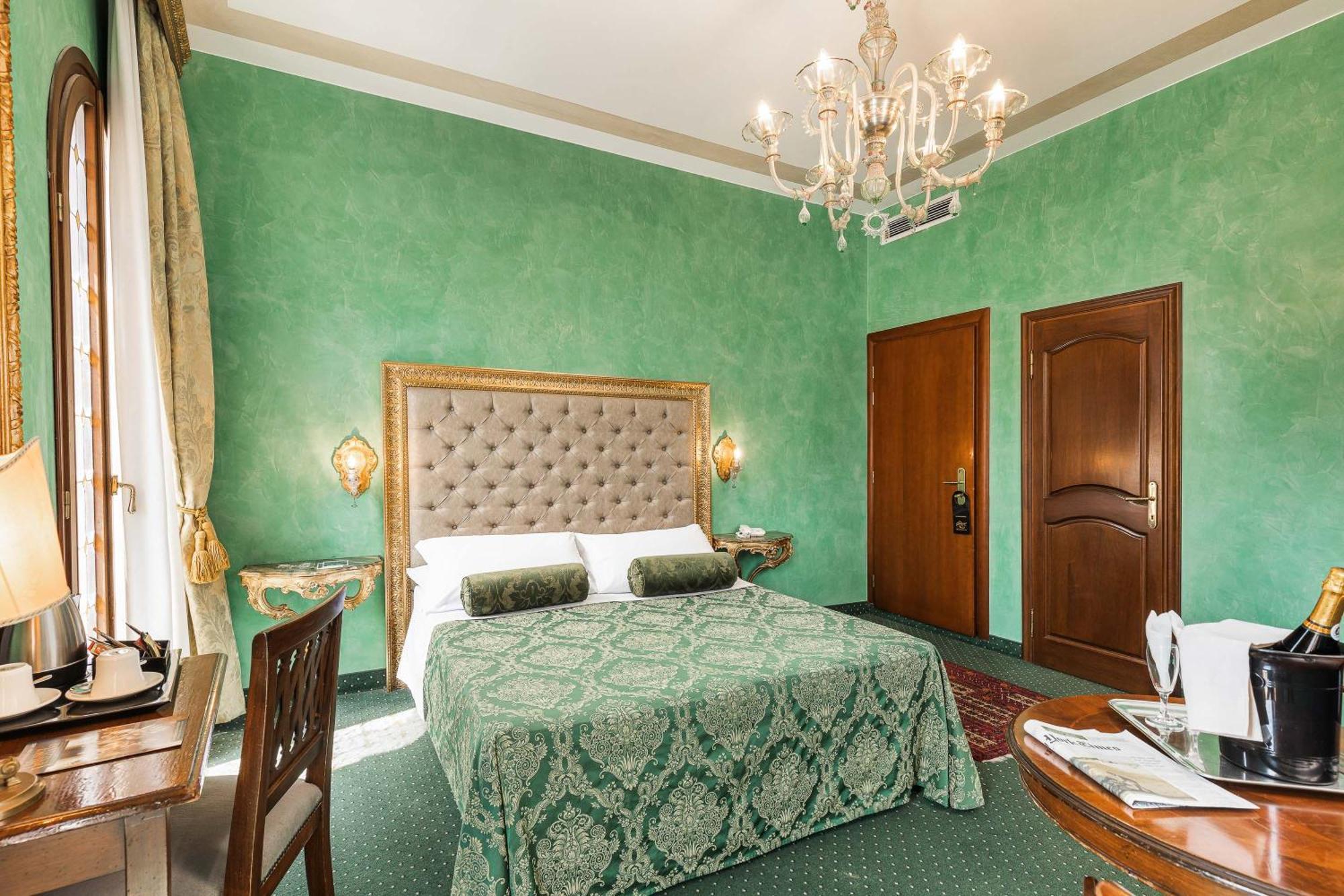 Hotel Marconi Венеция Екстериор снимка