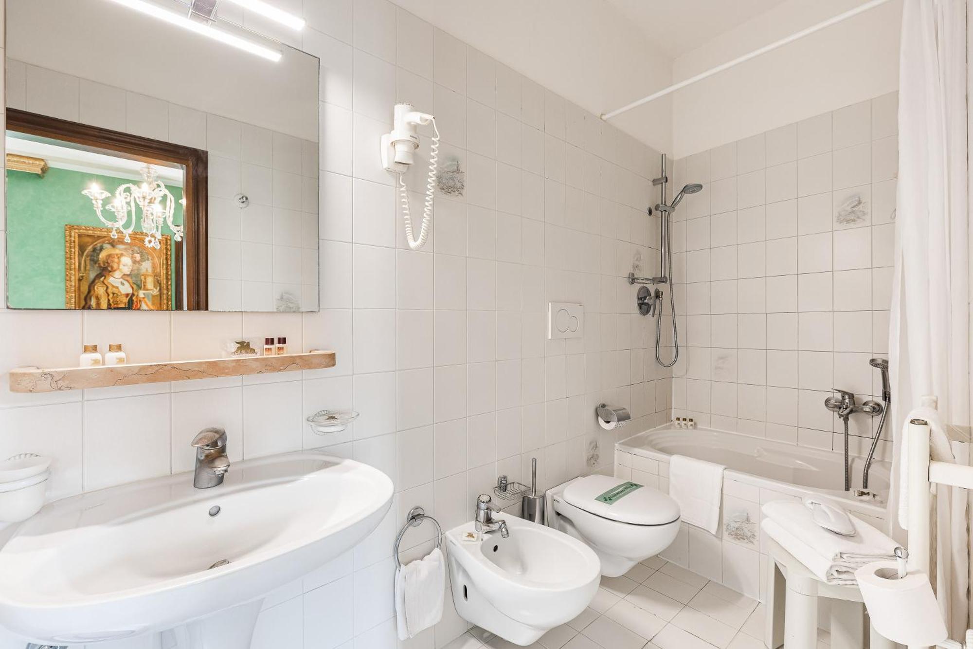 Hotel Marconi Венеция Екстериор снимка